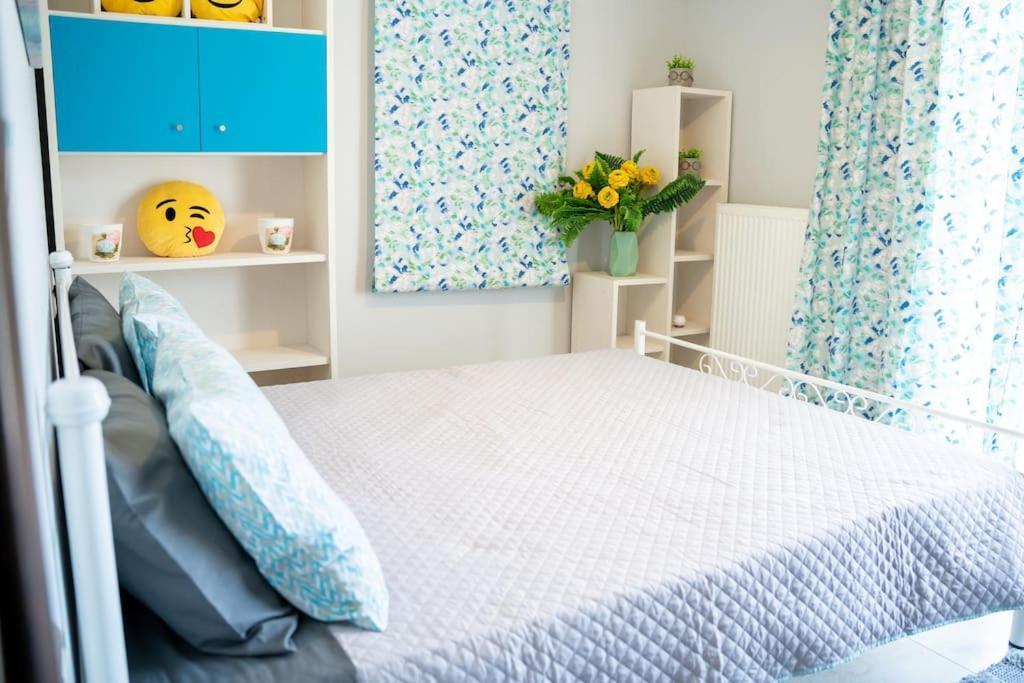 Luxury Apartments Platanion Bagian luar foto