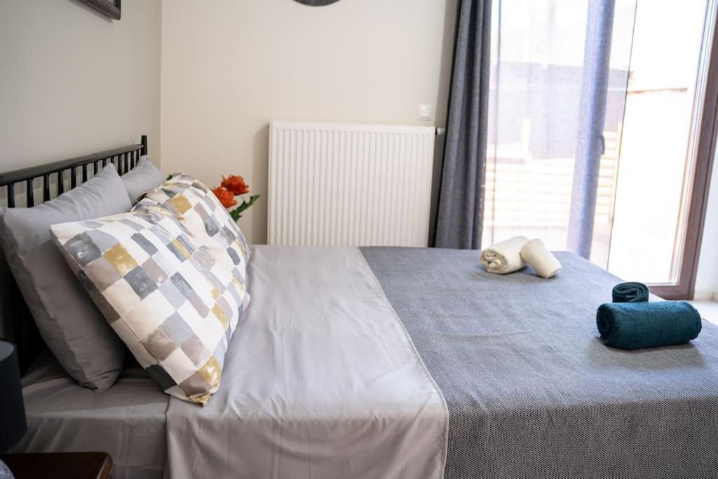 Luxury Apartments Platanion Bagian luar foto