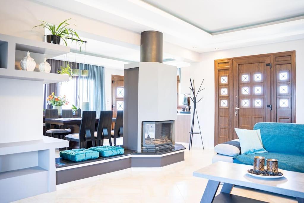 Luxury Apartments Platanion Bagian luar foto